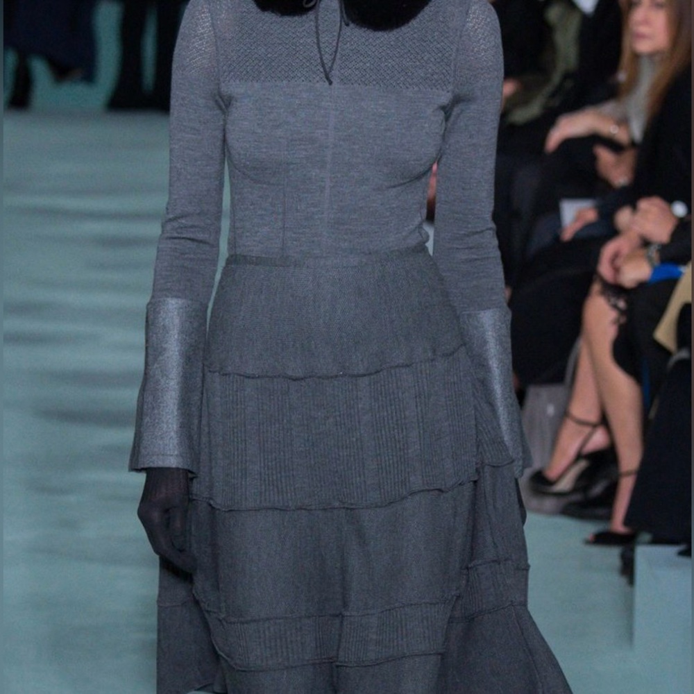 Oscar de la Renta cashmere wool dress, size XL, color grey